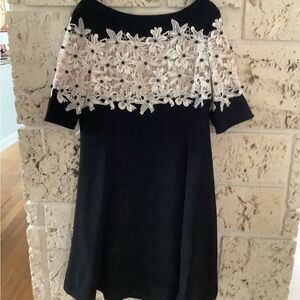 SHANI BLACK CREPE FIT AND FLARE DRESS WITH WHITE LACE BODICE SZ 16